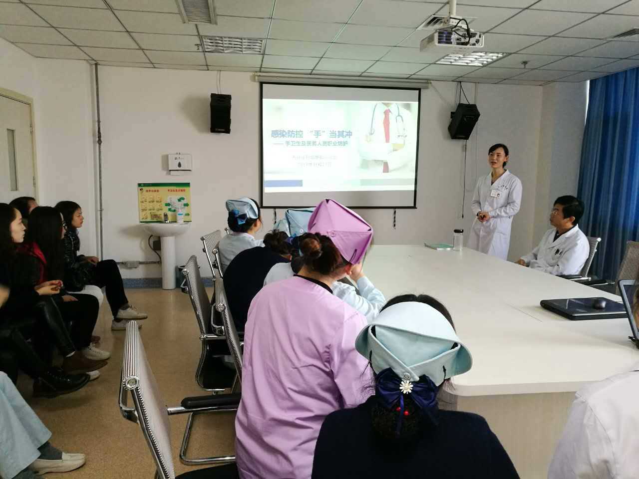 做试管代怀几钱,国内哪里有代怀,单角子宫的备孕窍门 单角子宫能不能生小孩